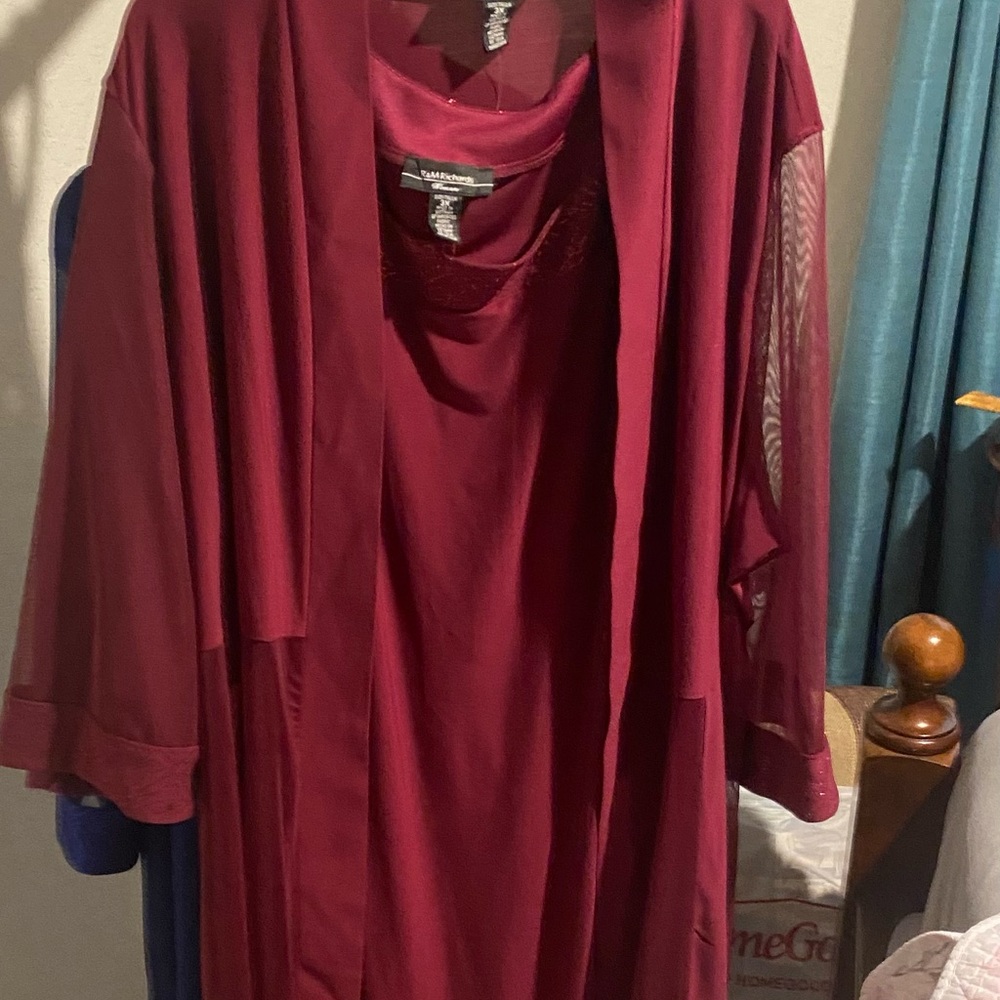 Beautiful after five dress
never worn

Size:: 3X R&M Richards